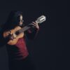 Entre la tierra y el cielo, el músico ayacuchano Brageiki presenta su nuevo álbum ‘Pawanayki’