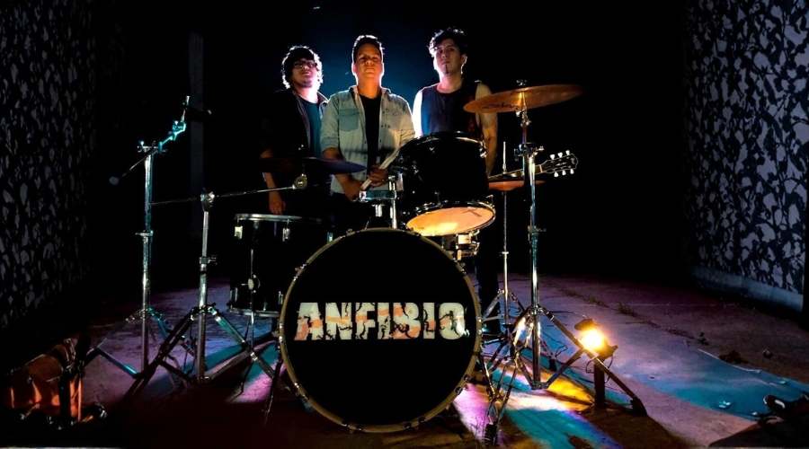 anfibio-cerca-del-sol-videoclip-peru-pucallpa